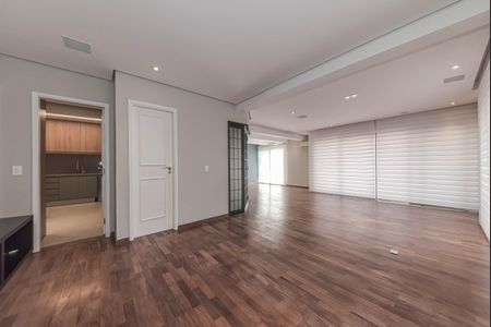 Apartamento à venda com 190m², 2 quartos e 3 vagas Apartamento à venda com 190m², 2 quartos e 3 vagasSala