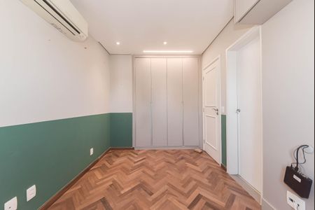 Apartamento à venda com 190m², 2 quartos e 3 vagas Apartamento à venda com 190m², 2 quartos e 3 vagasSuite 1
