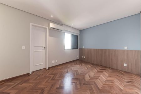 Apartamento à venda com 190m², 2 quartos e 3 vagas Apartamento à venda com 190m², 2 quartos e 3 vagasSuite 2