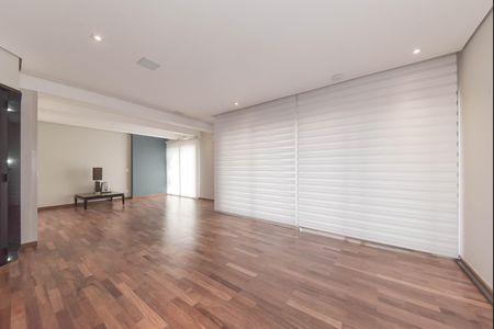 Apartamento à venda com 190m², 2 quartos e 3 vagas Apartamento à venda com 190m², 2 quartos e 3 vagasSala
