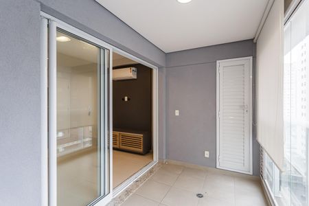 Varanda de apartamento à venda com 1 quarto, 44m² em Indianópolis, São Paulo