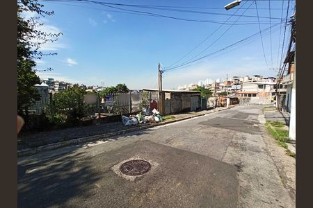 Casa à venda com 70m², 2 quartos e sem vaga Casa à venda com 70m², 2 quartos e sem vagaLocalização