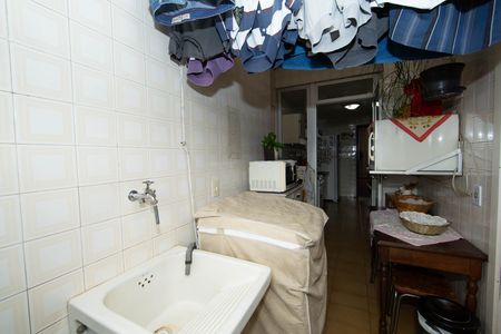 Apartamento à venda com 137m², 3 quartos e 1 vaga Apartamento à venda com 137m², 3 quartos e 1 vagaAREA DE SERVICO