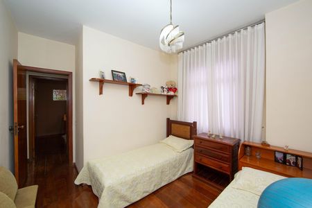 Apartamento à venda com 137m², 3 quartos e 1 vaga Apartamento à venda com 137m², 3 quartos e 1 vagaQUARTO3