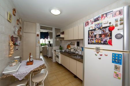 Apartamento à venda com 137m², 3 quartos e 1 vaga Apartamento à venda com 137m², 3 quartos e 1 vagaCOZINHA