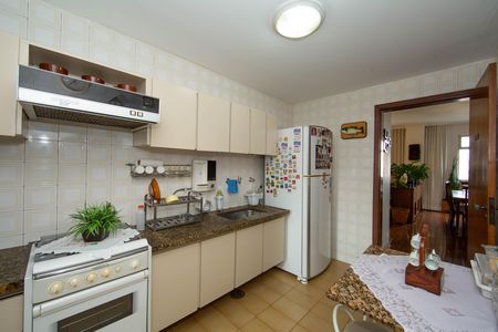 Apartamento à venda com 137m², 3 quartos e 1 vaga Apartamento à venda com 137m², 3 quartos e 1 vagaCOZINHA