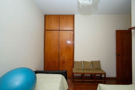 Apartamento à venda com 137m², 3 quartos e 1 vaga Apartamento à venda com 137m², 3 quartos e 1 vagaQUARTO3