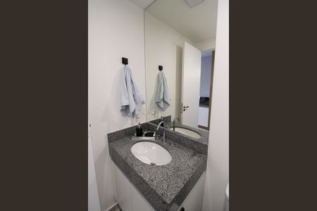 Banheiro de apartamento para alugar com 1 quarto, 25m² em Butantã, São Paulo