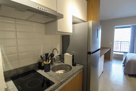 Cozinha de apartamento para alugar com 1 quarto, 25m² em Butantã, São Paulo