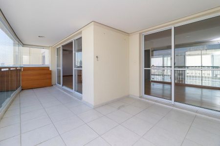 Apartamento para alugar com 178m², 3 quartos e 3 vagasSala - Varanda
