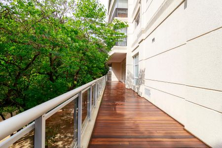 Apartamento para alugar com 178m², 3 quartos e 3 vagasBosque