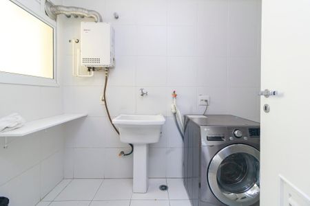 Apartamento para alugar com 178m², 3 quartos e 3 vagasÁrea de Serviço
