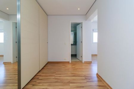 Apartamento para alugar com 178m², 3 quartos e 3 vagasSuíte 1 - Closet