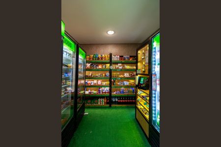 Apartamento para alugar com 178m², 3 quartos e 3 vagasMini Mercado