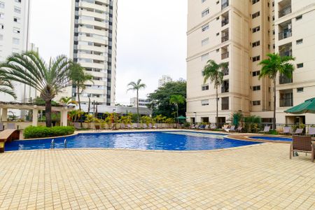 Apartamento para alugar com 178m², 3 quartos e 3 vagasPiscina
