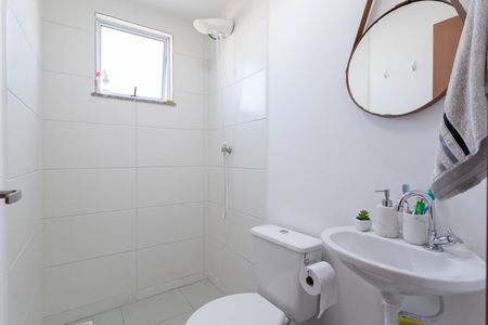 Apartamento à venda com 58m², 2 quartos e 1 vaga Apartamento à venda com 58m², 2 quartos e 1 vagaBanheiro social
