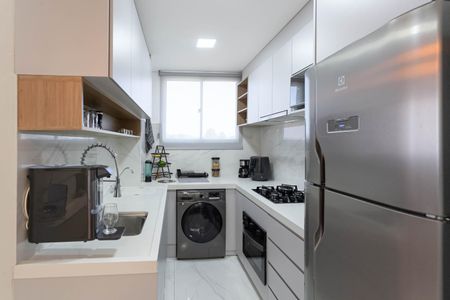Apartamento à venda com 58m², 2 quartos e 1 vaga Apartamento à venda com 58m², 2 quartos e 1 vagaCozinha e Área de Serviço