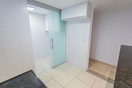 Apartamento para alugar com 150m², 2 quartos e 1 vaga Apartamento para alugar com 150m², 2 quartos e 1 vagaCozinha americana