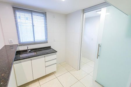 Apartamento para alugar com 150m², 2 quartos e 1 vaga Apartamento para alugar com 150m², 2 quartos e 1 vagaCozinha americana
