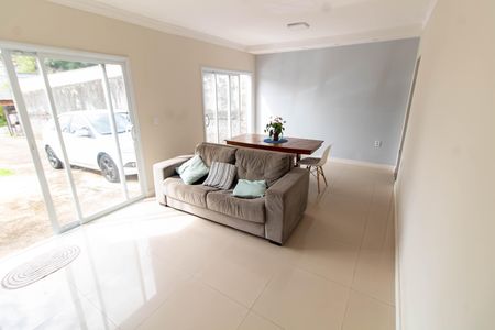 SALA de casa à venda com 3 quartos, 136m² em Parque Anhumas, Campinas