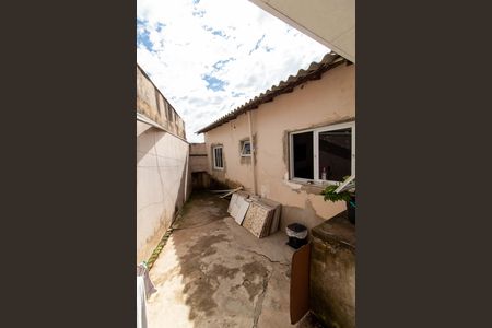 Casa à venda com 136m², 3 quartos e 5 vagasÁREA EXTERNA FUNDOS