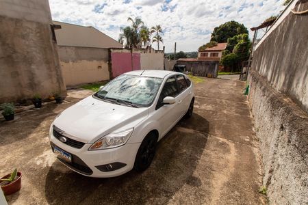 Casa à venda com 136m², 3 quartos e 5 vagasÁREA EXTERNA FRENTE