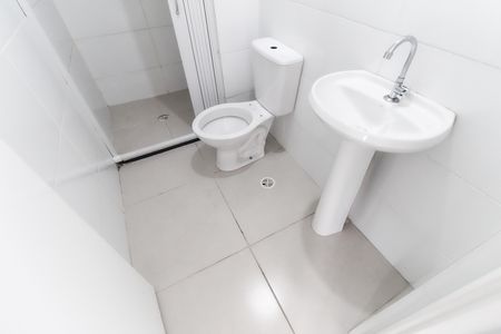 Apartamento para alugar com 33m², 2 quartos e sem vaga Apartamento para alugar com 33m², 2 quartos e sem vagaBanheiro