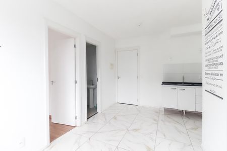 Sala de apartamento para alugar com 2 quartos, 33m² em Guaianases, São Paulo