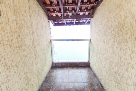 Casa de condomínio à venda com 59m², 2 quartos e 1 vaga Casa de condomínio à venda com 59m², 2 quartos e 1 vagaVaranda do Quarto 1