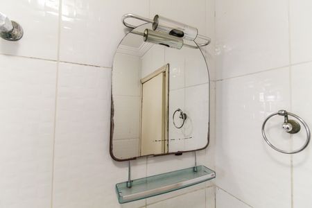 Casa de condomínio à venda com 59m², 2 quartos e 1 vaga Casa de condomínio à venda com 59m², 2 quartos e 1 vagaBanheiro