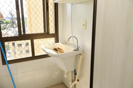 Apartamento para alugar com 85m², 3 quartos e 1 vagaÁrea de Serviço