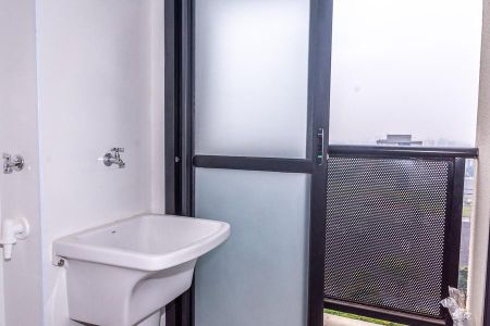 Apartamento para alugar com 82m², 3 quartos e 2 vagas Apartamento para alugar com 82m², 3 quartos e 2 vagasÁrea de Serviço com varanda