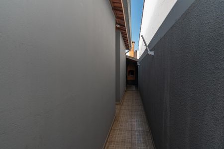 Casa para alugar com 125m², 2 quartos e 2 vagasQuintal