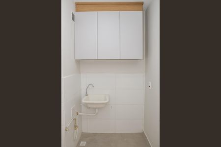Apartamento para alugar com 37m², 2 quartos e sem vaga Apartamento para alugar com 37m², 2 quartos e sem vagaCozinha e Área de Serviço