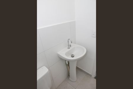 Apartamento para alugar com 37m², 2 quartos e sem vaga Apartamento para alugar com 37m², 2 quartos e sem vagaBanheiro
