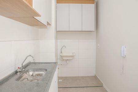 Apartamento para alugar com 37m², 2 quartos e sem vaga Apartamento para alugar com 37m², 2 quartos e sem vagaCozinha e Área de Serviço