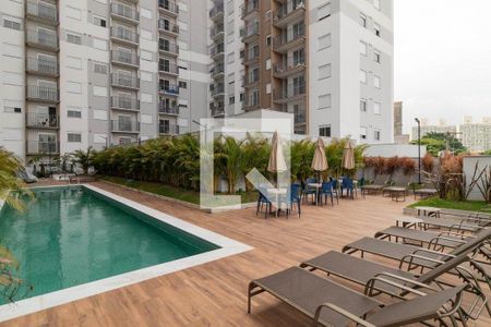 Apartamento para alugar com 37m², 2 quartos e sem vaga Apartamento para alugar com 37m², 2 quartos e sem vagaÁrea comum - Piscina