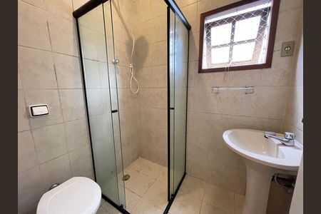 Casa para alugar com 110m², 2 quartos e 1 vaga Casa para alugar com 110m², 2 quartos e 1 vagaBanheiro 2