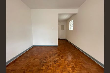 Sala de casa para alugar com 2 quartos, 110m² em Jardim Trussardi, São Paulo