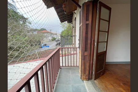 Casa para alugar com 110m², 2 quartos e 1 vaga Casa para alugar com 110m², 2 quartos e 1 vagaVaranda do quarto 2