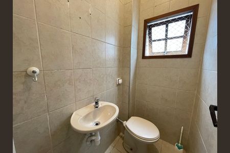 Casa para alugar com 110m², 2 quartos e 1 vaga Casa para alugar com 110m², 2 quartos e 1 vagaBanheiro