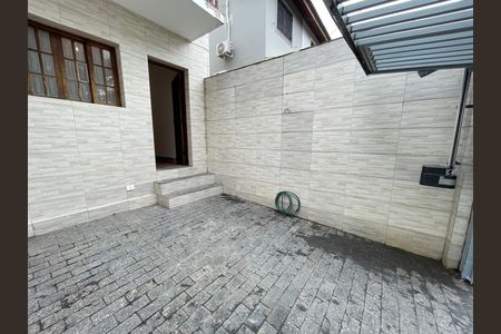 Casa para alugar com 110m², 2 quartos e 1 vaga Casa para alugar com 110m², 2 quartos e 1 vagaGaragem