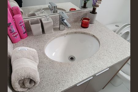 Studio para alugar com 40m², 1 quarto e 1 vaga Studio para alugar com 40m², 1 quarto e 1 vagaBanheiro