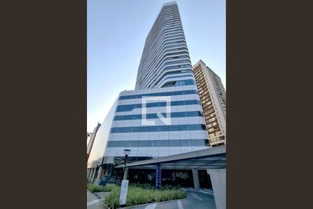 Studio para alugar com 40m², 1 quarto e 1 vaga Studio para alugar com 40m², 1 quarto e 1 vagaFachada