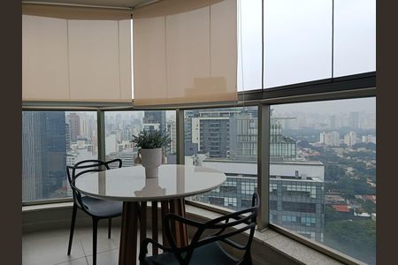 Varanda de kitnet/studio para alugar com 1 quarto, 40m² em Pinheiros, São Paulo