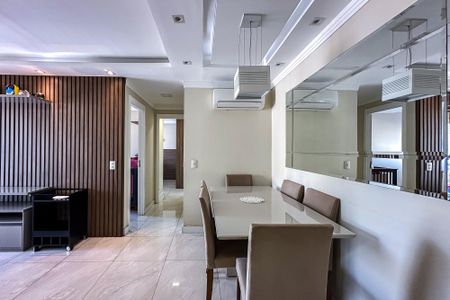 Apartamento à venda com 66m², 2 quartos e 1 vagaSala de Jantar