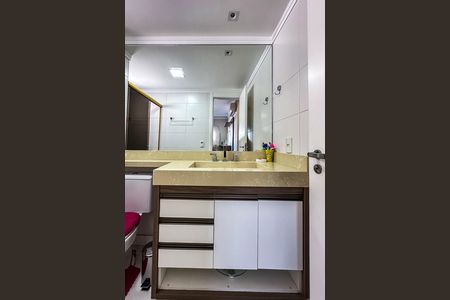 Apartamento à venda com 66m², 2 quartos e 1 vagaBanheiro da Suíte
