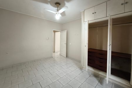 Casa à venda com 318m², 2 quartos e 2 vagas Casa à venda com 318m², 2 quartos e 2 vagasQuarto 1