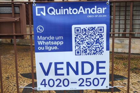 Casa à venda com 318m², 2 quartos e 2 vagas Casa à venda com 318m², 2 quartos e 2 vagasPlaca