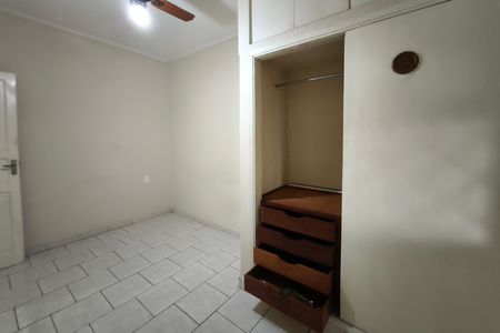 Casa à venda com 318m², 2 quartos e 2 vagas Casa à venda com 318m², 2 quartos e 2 vagasQuarto 2